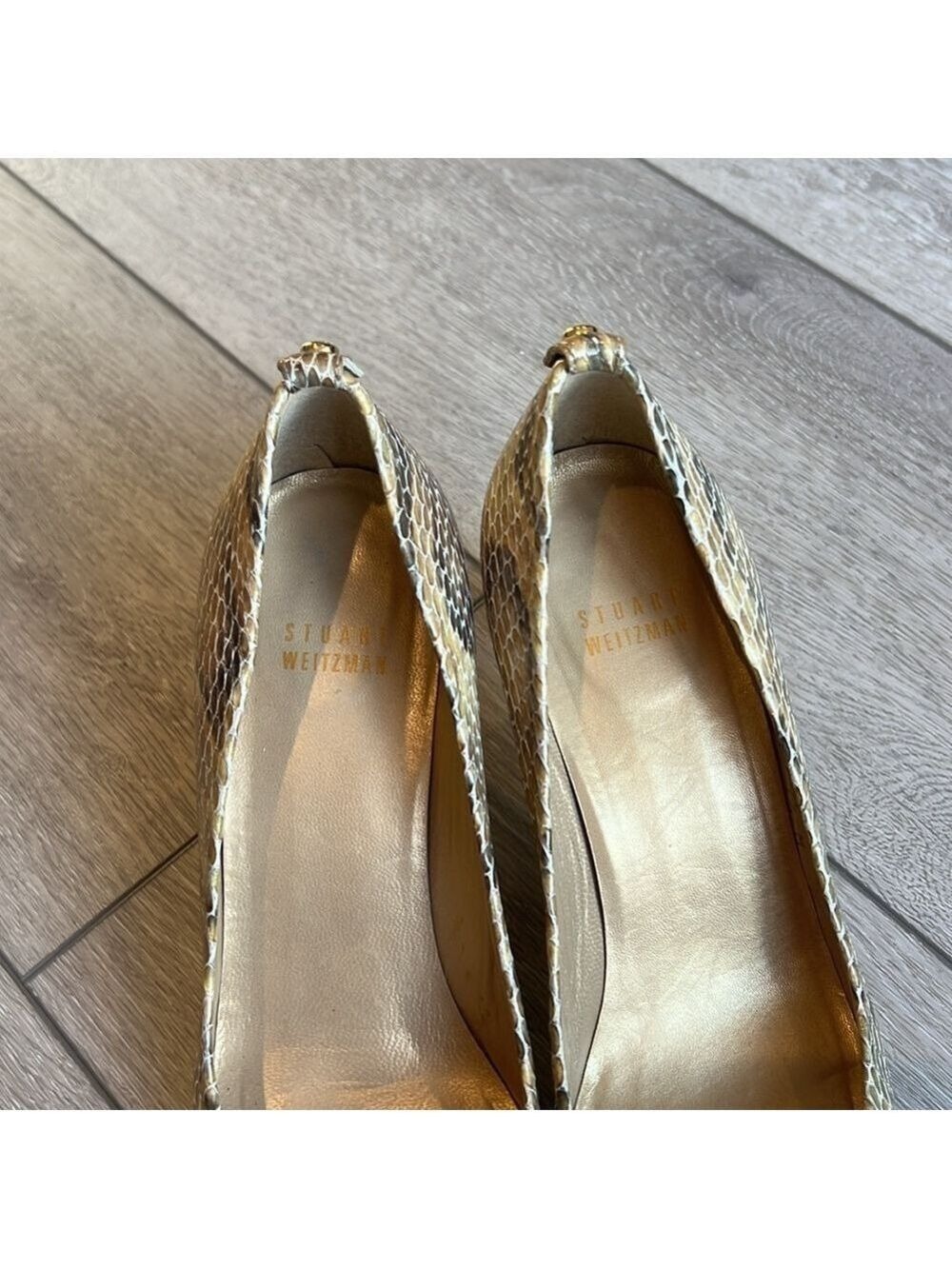Stuart Weitzman animal print snakeskin neutral peep toe pump heel size 7.5 - Picture 6 of 10